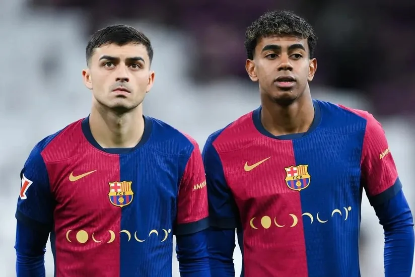 Barselonanın futbolçuları yeni hücumçu alınmasını istəyirlər