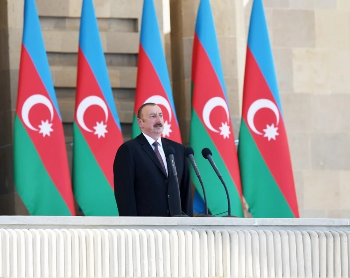 İlham Əliyev: Azərbaycan Ordusu düşmənin bütün hərbi hədəflərini və strateji əhəmiyyətli məntəqələrini məhv edə bilər