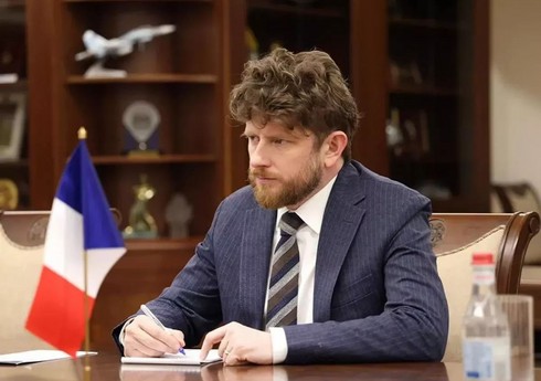 Erməniləri belə təəccübləndirən yalan: Dekontinyi Ermənistanı "azadlıq vadisi" kimi görür - ŞƏRH