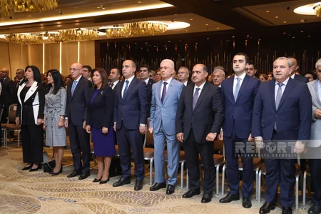 Bakıdakı təhsil işçilərinin sentyabr konfransı keçirilir