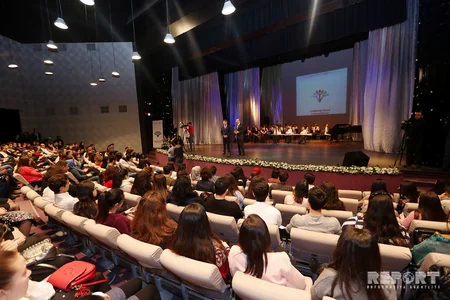 Bakıda “Gəncliyin səsi” festivalının açılışı olub
