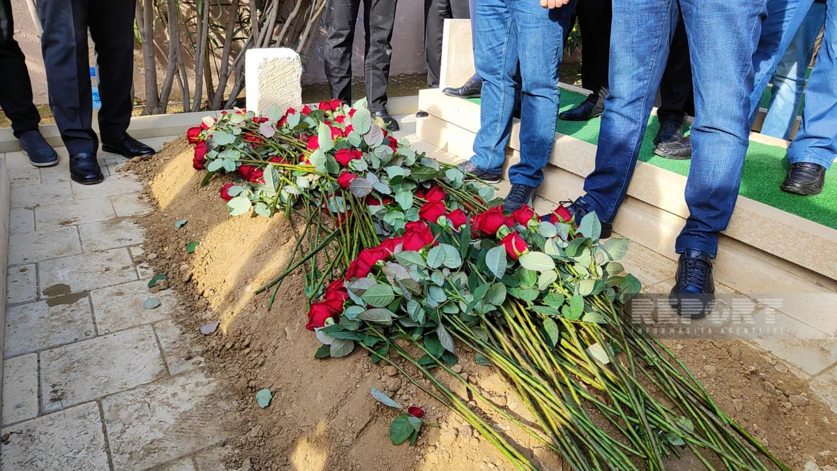 Fazil Məmmədov dəfn edilib