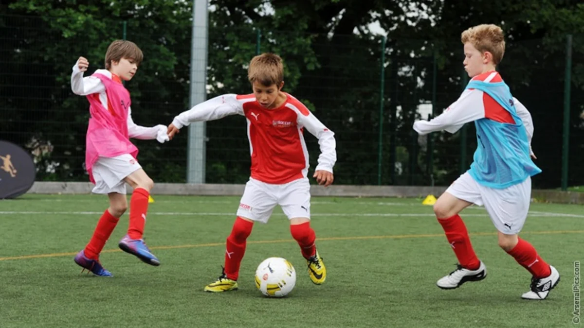 İngiltərənin ​Arsenal klubu Türkiyədə futbol akademiyası açıb
