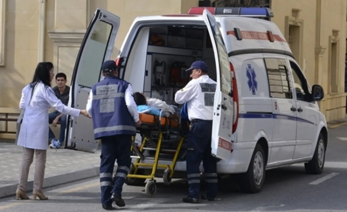 Neftçalada şagird məktəbdə oynayarkən qolu sınıb