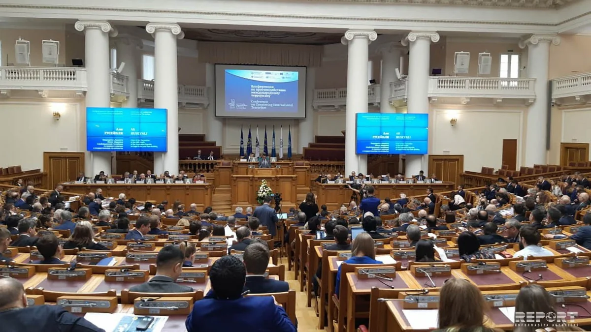 Milli Məclisin sədri Sankt-Peterburqda səfərdədir