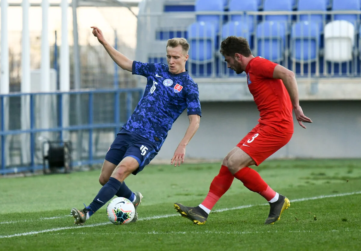 Сборная Азербайджана проиграла Словакии