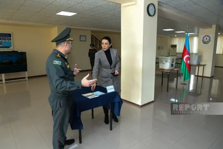 Azerbaijani Ombudsperson observes voting at Azerbaijani army training center