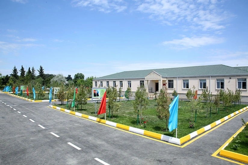 Cəbhəboyu zonada daha bir hərbi hissə istifadəyə verilib - VİDEO