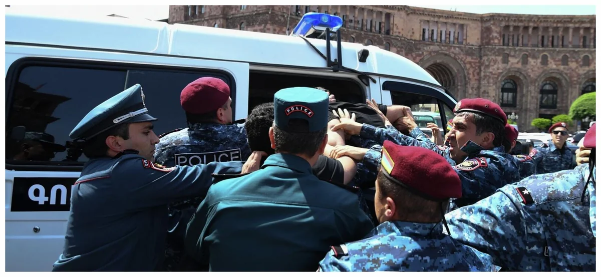 Yerevan police detain 30 protesters