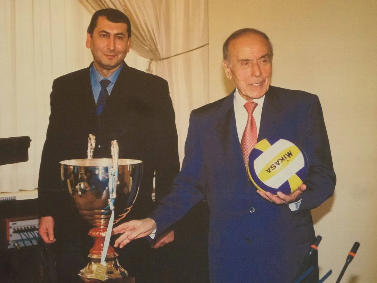 Azərbaycan Voleybol Federasiyasında Heydər Əliyevin anım günü keçirilib
