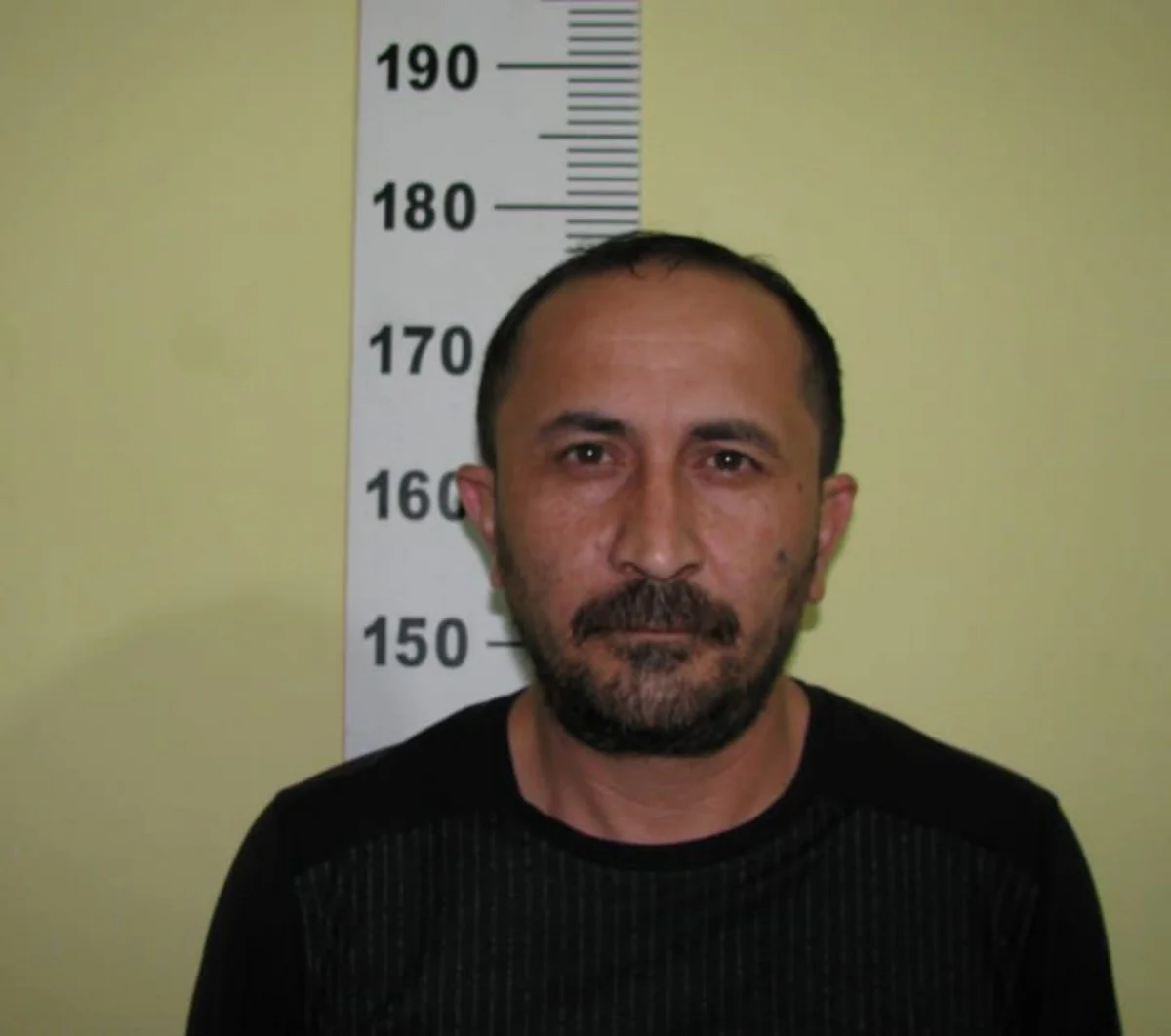 Şirvan sakininin ev satmaq adı ilə 40 min manatını ələ keçirməkdə təqsirləndirilən şəxs həbs olunub