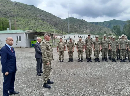 Silahlı Qüvvələr Günü münasibətilə Azərbaycan Ordusunda silsilə tədbirlər keçirilib