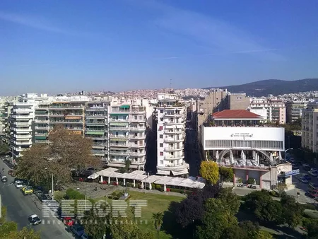 Yunanların mədəniyyət paytaxtı və ya Makedoniya çarının şəhəri - FOTOREPORTAJ