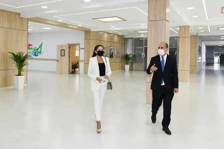 Mehriban Aliyeva views conditions created at newly-built school in Bina settlement