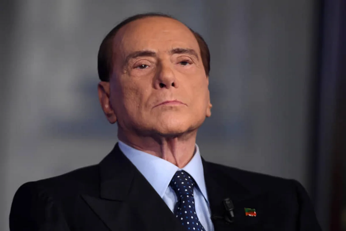 Silvio Berluskoniyə leykemiya diaqnozu qoyulub