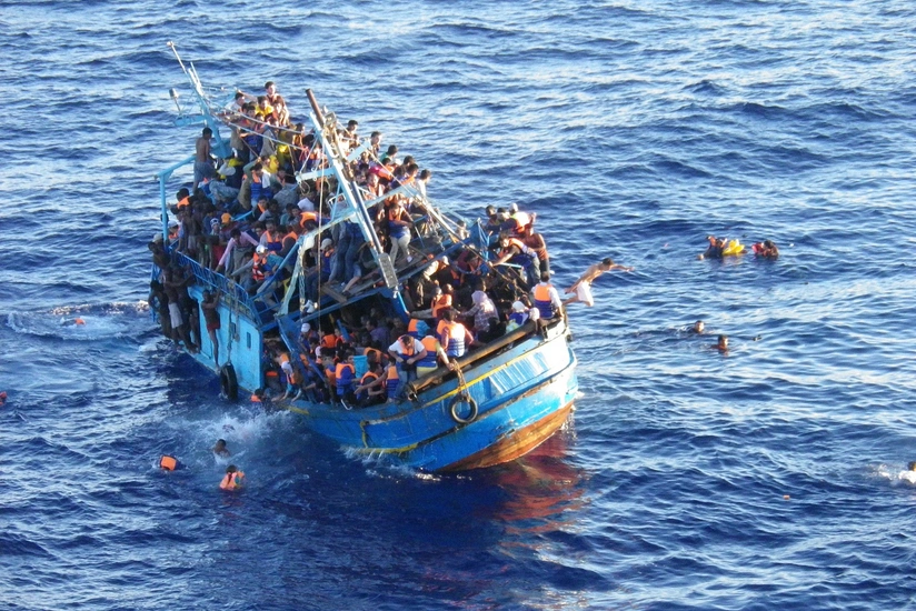 Britain, France to work together to combat illegal immigration