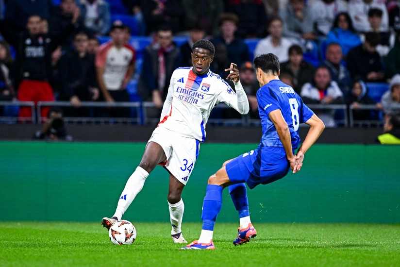 Fransa klubu futbolçusunu icarəyə göndərib