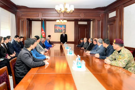 Naxçıvanda əlilliyi olan şəxslərə avtomobil və səyyar kofe evləri təqdim edilib