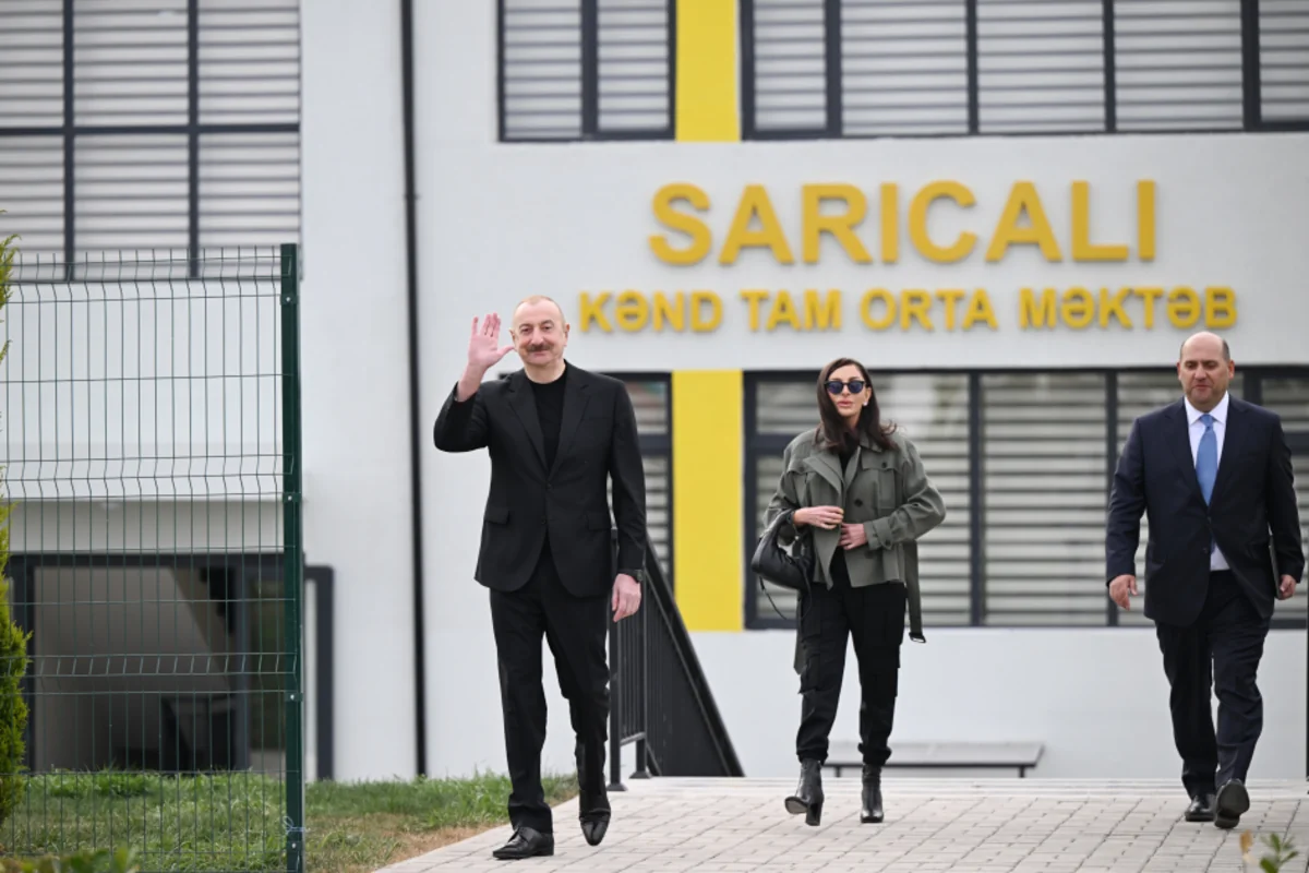 Prezident İlham Əliyevin sosial şəbəkə hesablarında Sarıcalı kəndinə səfərdən görüntülər paylaşılıb