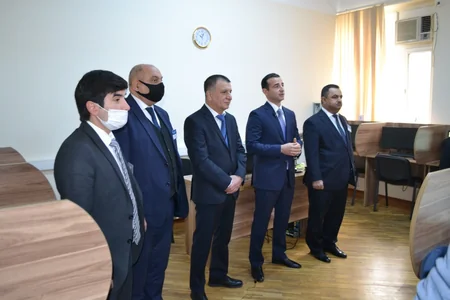 Prokurorluq orqanlarına qəbulla bağlı test imtahanı keçirilib