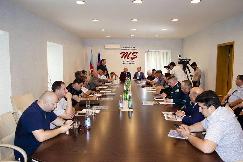 “Poliqon” jurnalının 10 illik yubileyi qeyd edilib