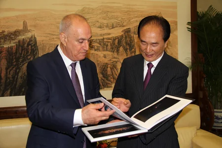 Руководители информагентств АЗЕРТАДЖ и Синьхуа обсудили в Пекине направления развития партнерства