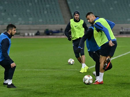 Azərbaycan yığması UEFA Millətlər Liqasındakı oyunlar ərəfəsində Bakı Olimpiya Stadionunda məşqə çıxıb