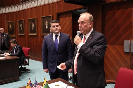 ABŞ-ın Arizona ştatının Nümayəndələr Palatası Xocalı soyqırımını tanıyan bəyannamə qəbul edib - VİDEO