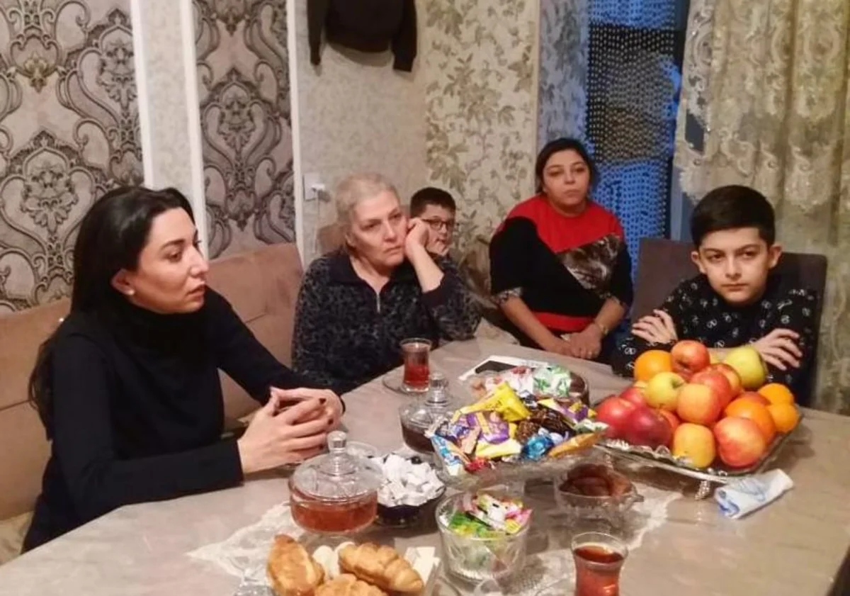 Ombudsman şəhid ailələrini ziyarət edib