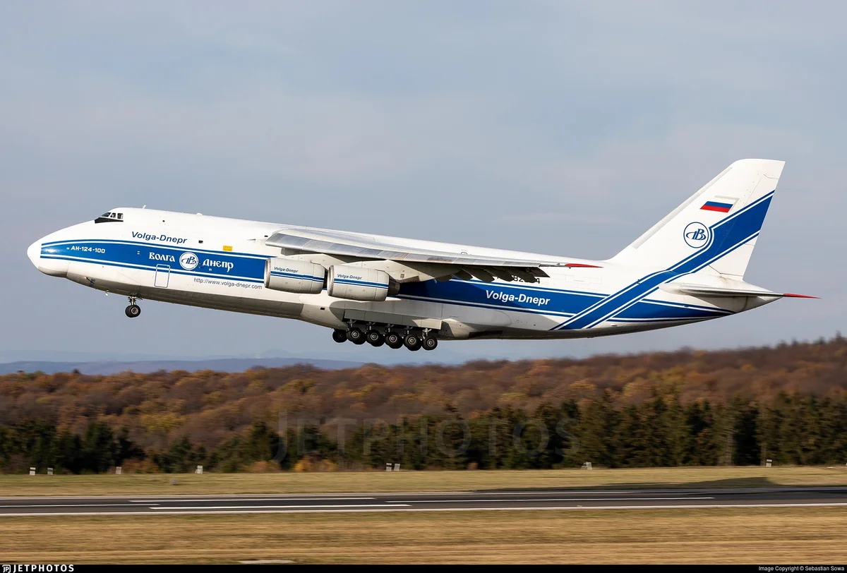 Российский самолет задержан в Казахстане