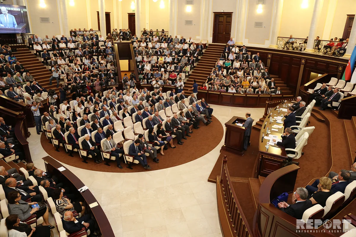 Azərbaycan Milli Ensiklopediyasının 50 illiyinə həsr olunan yubiley tədbiri keçirilib