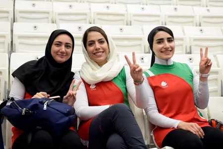 Bakı iranlılara düşərli oldu