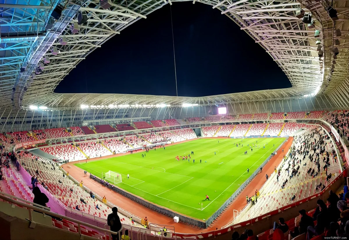 Qalatasarayın məşqçiləri Sivasspor - Qarabağ oyununu izləyəcək
