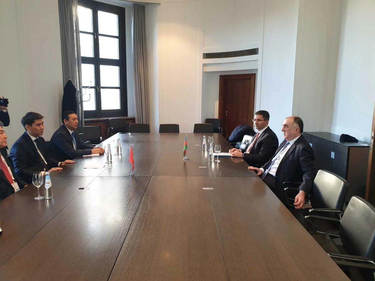 Azerbaijani and Kyrhyz FMs mull preperatory works for upcoming Summit meeting of the Turkic Council