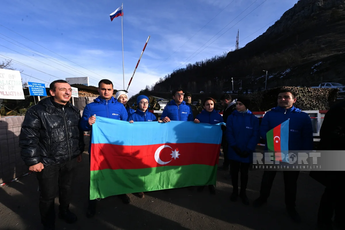 Крупнейшая молодежная организация Кыргызстана поддержала эко-акцию на дороге Шуша-Ханкенди