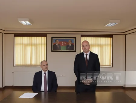 Naxçıvanda təhsil naziri kollektivə təqdim olunub