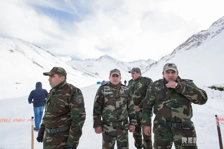 Alpinistlərin itkin düşdüyü dağlardan - FOTOREPORTAJ