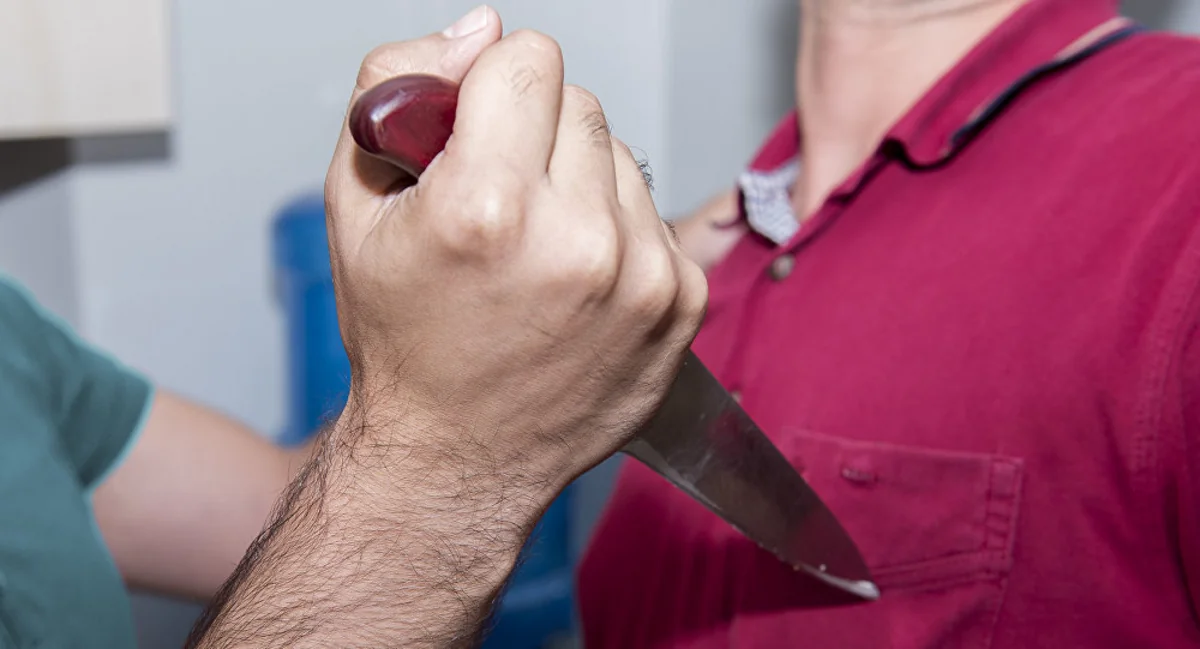 Bakıda gənc oğlan ürəyindən bıçaqlanıb