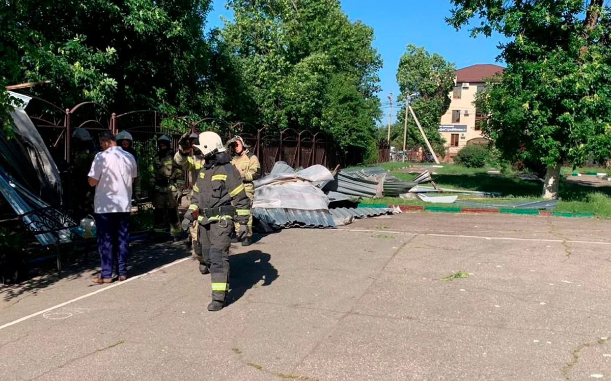Around 12 children hurt by roof blown from schoolhouse in Russia's Krasnodar
