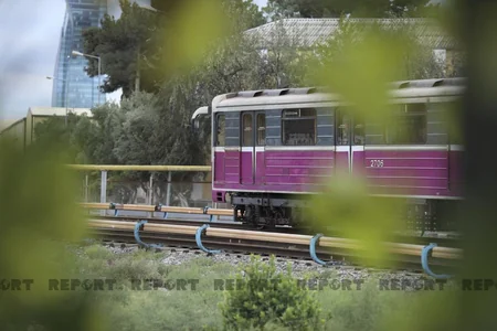 Bakı metrosu bu il 55 vaqonunu təmir etdirəcək