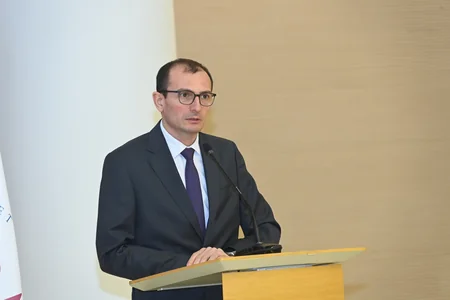 Bakıda Diplomatiya Könüllüləri üçün diplomatiya həftəsi təşkil olunub