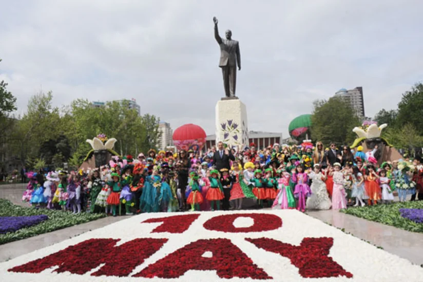 Bakı Şəhər İcra Hakimiyyəti paytaxt sakinlərini və qonaqları Gül bayramına dəvət edir