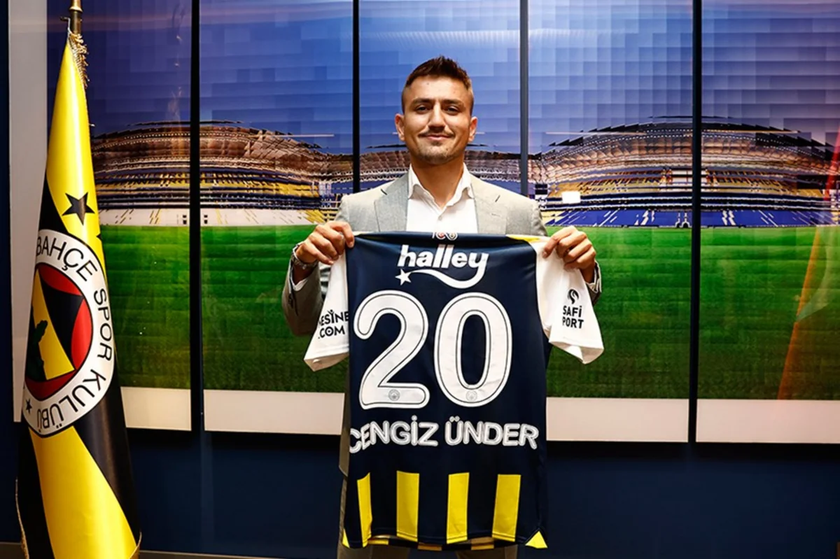 Türkiyə klubları futbolçu transferlərinə rekord məbləğ xərcləyiblər