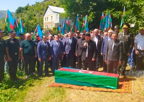 Eldar Ələsgərov: Artıq şəhid qardaşımın məzarından xəbərdarıq
