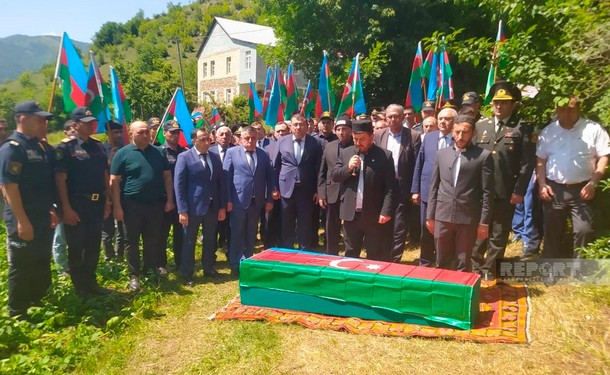 Eldar Ələsgərov: Artıq şəhid qardaşımın məzarından xəbərdarıq