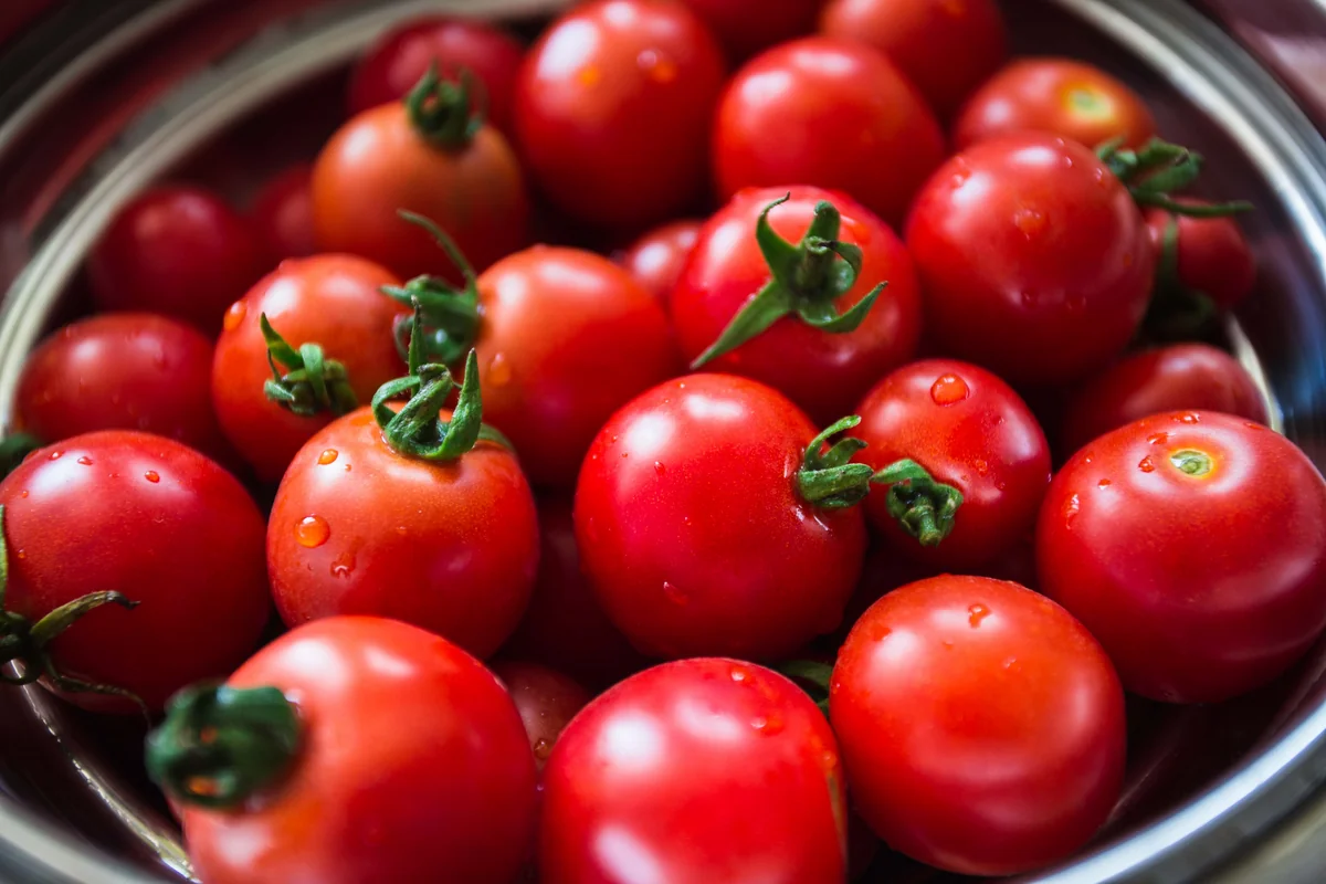 Azerbaijan's revenues from tomato export down by 7%