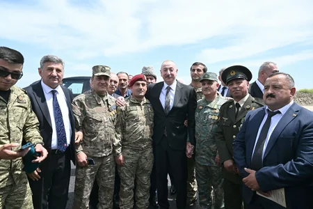 İlham Əliyev və Mehriban Əliyeva Ağdam Muğam Mərkəzinin açılışında iştirak ediblər - YENİLƏNİB-3