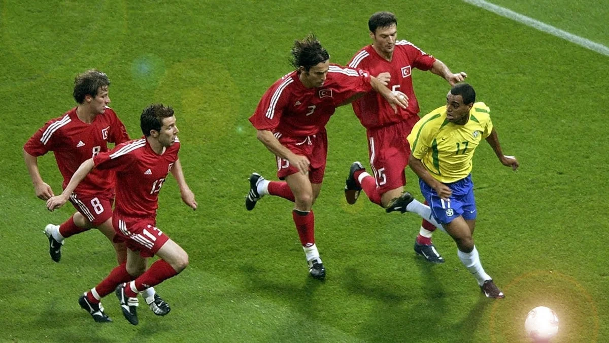 Braziliyalı dünya çempionu 45 yaşında karyerasını bərpa edib