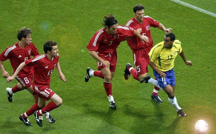 Brazil World Cup winner comes out of retirement aged 44 