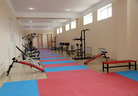 Azerbaijani defense minister views young officers’ training process